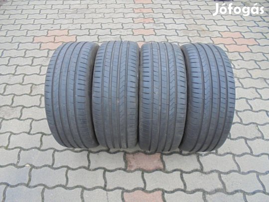 235/45 R 17-es 2023-as Hankook nyári gumi