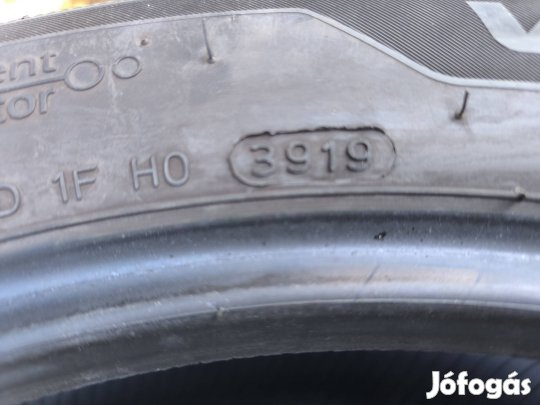 235/55R18 nyári gumi