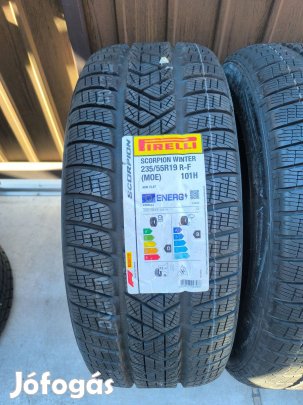 235/55R19 Új Pirelli téli gumi garnitúra 235/55 r19