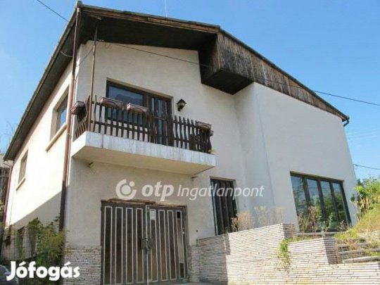 237 nm-es ház eladó Ózd