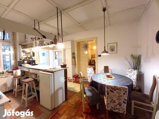 238 nm-es ház eladó Csongrád