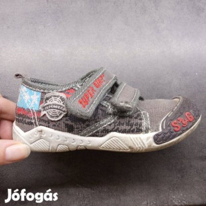 23-as gyerekcipő, váltó cipő, vászoncipő