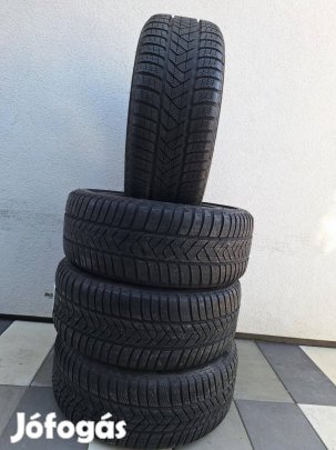 245/40 r19 Pirelli Sottozero téligumi DOT3417