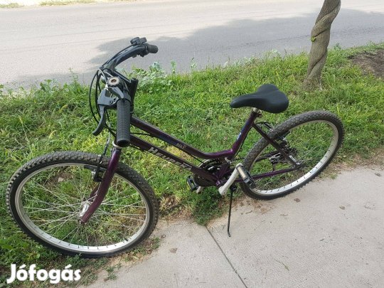24" lányka kerékpár eladó