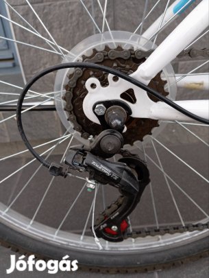 24" méretű X-Fact lány kerékpár megkímélt állapotban 