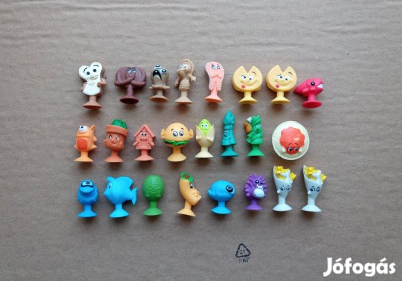 24 db stikeez gumi figura