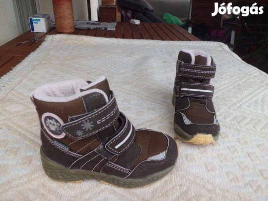 24-es Tech-tex vízálló bundás lány csizma bakancs