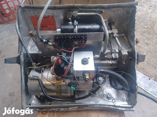 24v-os hidraulikus tápegység.9