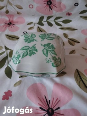 2500/4 Zsolnay porcelán ritka mintás bonbonier