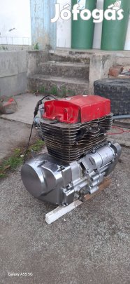 250 ccm 4t 2 hengeres quad komplett motor