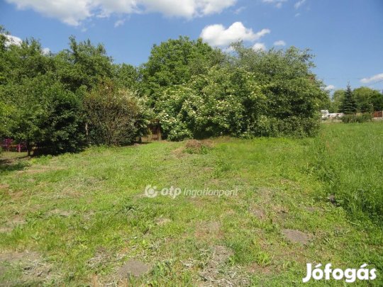 2530 nm-es telek eladó Salgótarján