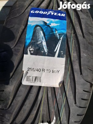 255/40 R19 Goodyear nyárigumik 2 db Vadonat újak!