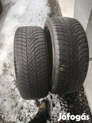 255/45R20 45e/2db Bridgestone téligumi 255/45 R20