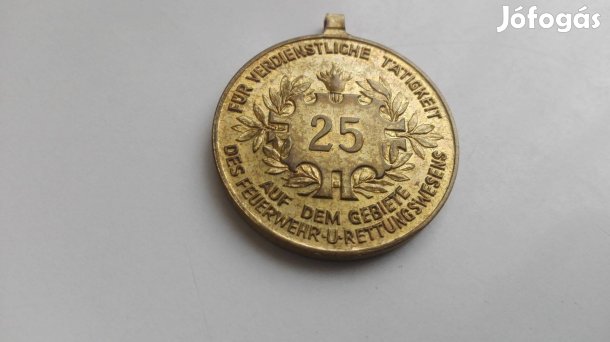 25 év szolgálatért aranyozott Osztrák Tűzoltó kitüntetés régi sz