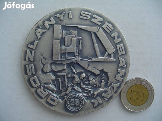 25 éves Törzsgárda plakett Oroszlányi Szénbányák ezüstpatináz