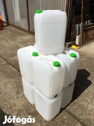 25 literes műanyag kanna