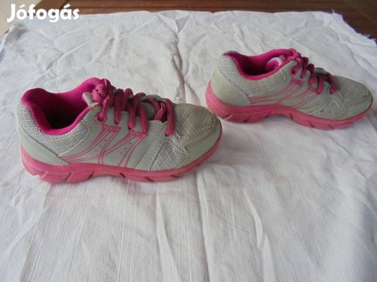 25-ös Crane lány sportcipő