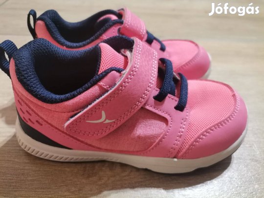 25-ös kislány tornacipő, edzőcipő, sportcipő