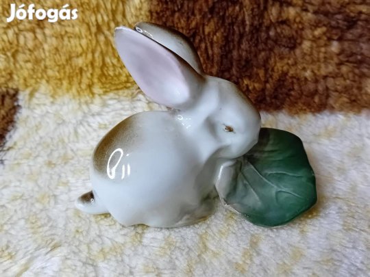 2601/71 Zsolnay porcelány nyuszi káposztával figura