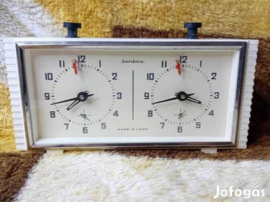 2602/15 Régi szovjet Jantar sakkóra