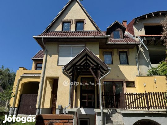 262 nm-es ház eladó Tiszafüred