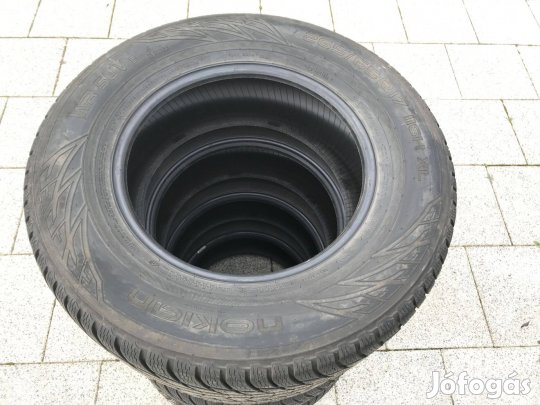 265/65 R17 Nokian Wrsuv3 5mm gumi