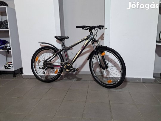 26" szép HT kisméretű női kerékpár 26-os 24"