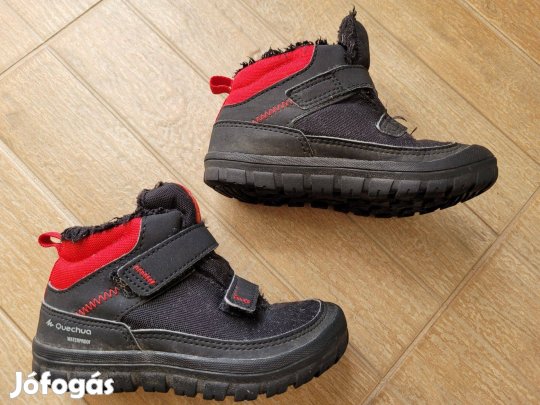 26-os Decathlon Quechua bakancs, téli bélelt cipő