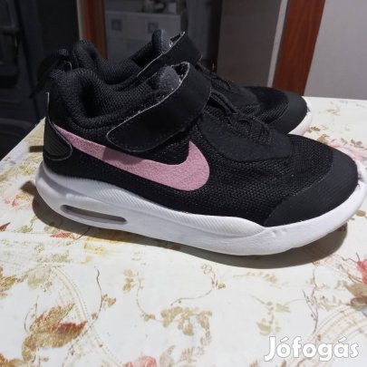26-os Nike szép állapotú sportcipő