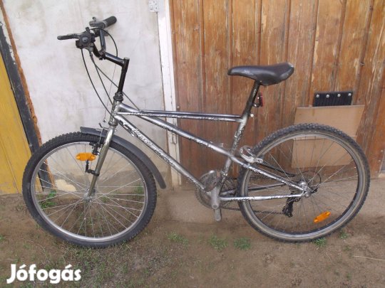 26-os mountain bike kerékpár eladó
