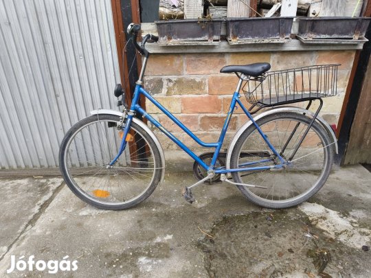 26-os női kerékpár 3 sebességes