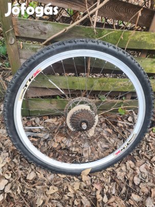 26-os tárcsafékes hátsó kerék 
