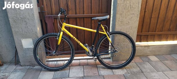 26-os túrakerékpár eladó!