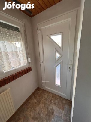270 nm-es ház eladó Dunaharaszti