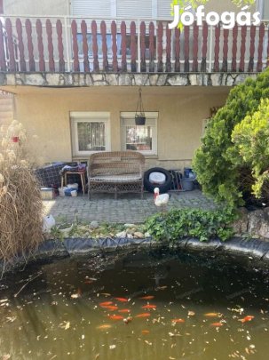 270 nm-es ház eladó Kecskemét
