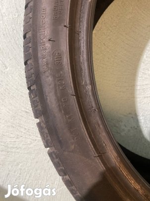 275/35R20 Pirelli téli gumi 2 db