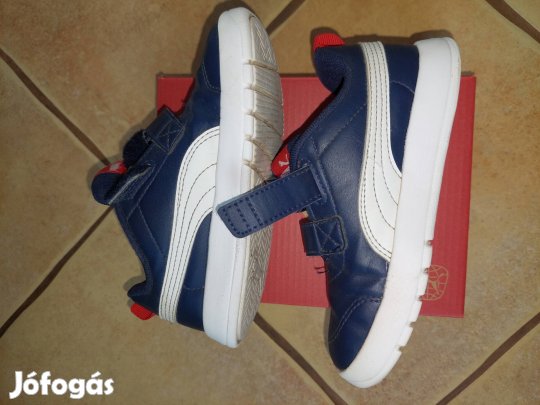 27-es Puma gyerekcipő jól hajló talppal