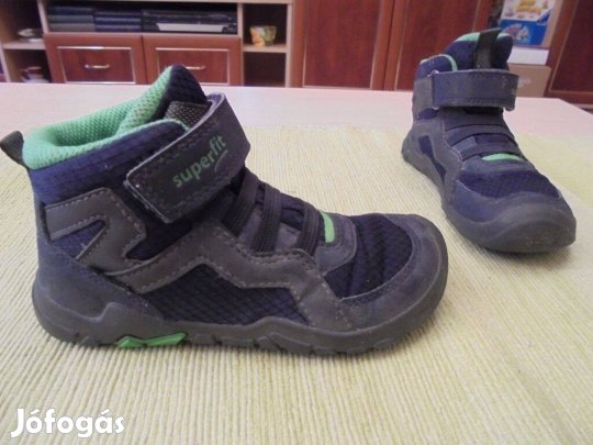 27-es Superfit goretexes magasszárú fiú cipő 27