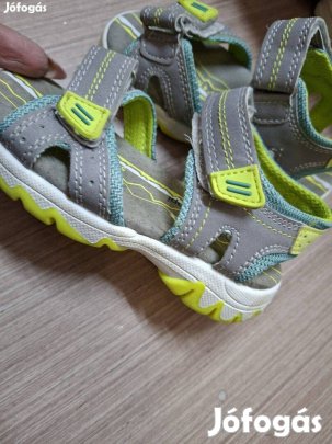 27-es Új Impidimpi kisfiu bőrszandál