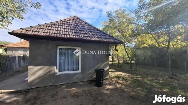 27 nm-es ház eladó Pilis