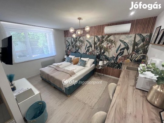 285 nm-es ház eladó Szeged