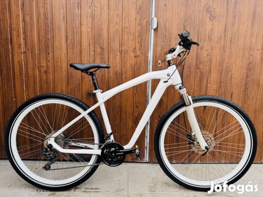 28" BMW aluvázas Crosstrekking kerékpár Új áll!Deore/3x10/Hidrfék/Lock