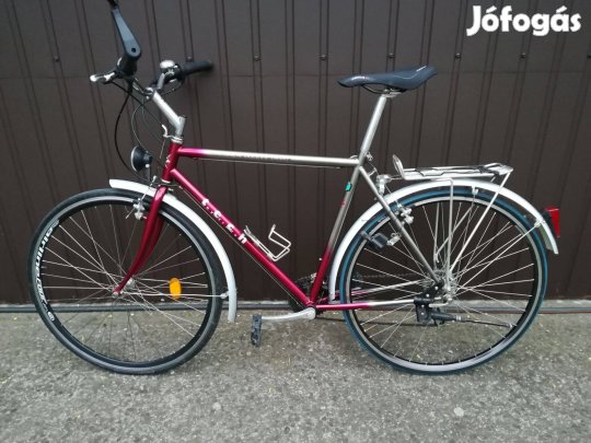 28", 622 városi, trekking férfi kerékpár,