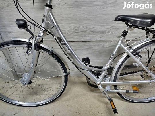 28-as KTM Life Time trekking kerékpár