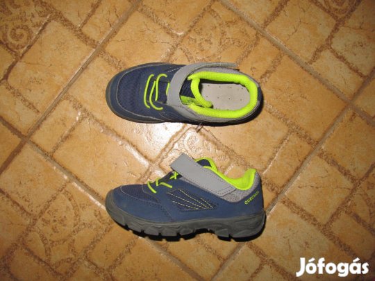 28-as Quechua cipő - újszerű