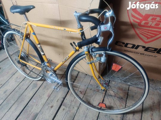 28-as férfi országuti kerékpár