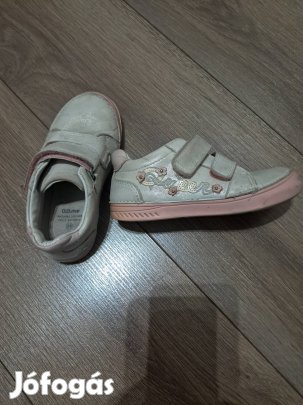 28-as kislány D.D.step bőrcipő