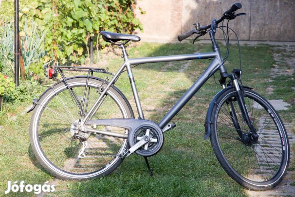 28-as trekking kerékpár XL méretben eladó!