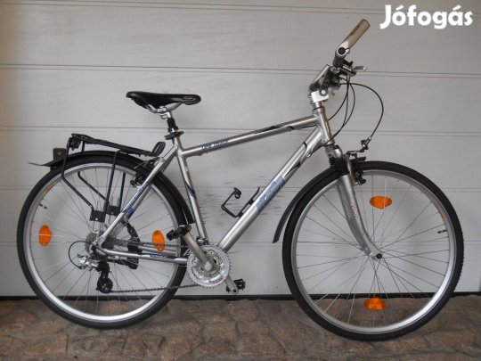 28 colos KTM Life férfi alu trekkingkerékpár