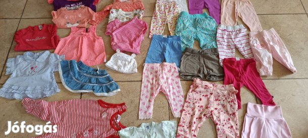 28 db-os 62/68-as kislány ruhacsomag olcsón eladó!